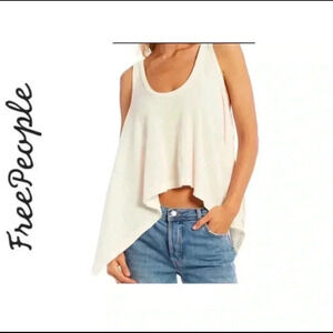 🆕Free People Sing La La Scoop Neck Sleeveless
Asymmetrical Hem Knit Ivory TankXS